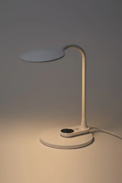 Офисная настольная лампа  NLED-498-10W-W - фото в интерьере