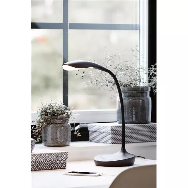 Офисная настольная лампа Swan 106094 - фото в интерьере