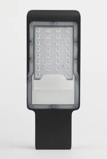 Уличный консольный светильник  SPP-503-0-30K-100 - фото в интерьере